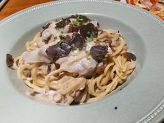 -JINNS锦时 steak&pizza(浸信会礼拜堂旧址店)