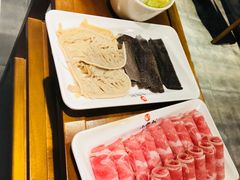 精品雪花肥牛-小牛叔鲜切牛肉·火锅·烤肉自助(公济桥路店)