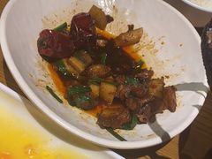 -隔壁老王·家常云南菜(花巷店)