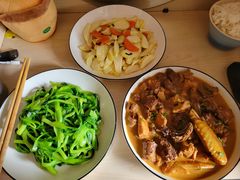 -鲸育宝宝月嫂(徐汇店)