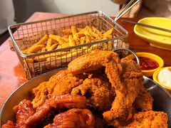 -BHC炸鸡(明洞总店)