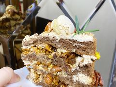 咖啡坚果奶油蛋糕-玲婧胡同·生日蛋糕·餐厅(嘉里城店)