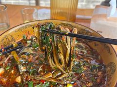 -乐山第一家临江鳝丝(茶坊路店)