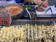 -席娜卡琳火车铁道夜市