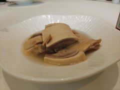 -梅花香里大酒店(郁金香路店)