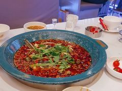 -渔香岛美蛙鱼头火锅(威清路店)