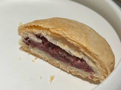 现烤玫瑰鲜花饼-云海肴·汽锅鸡·云南菜(高德置地店)