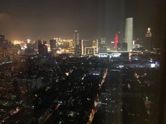 -唐拉雅秀酒店-西锦汇空中BBQ·思创餐厅
