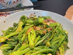 -大头虾越式风味餐厅(光明广场店)