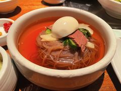 -萨拉伯尔(燕莎友谊商城店)