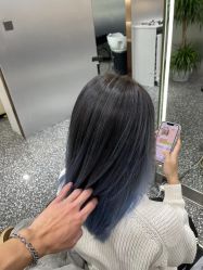 -Tloml salon