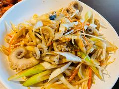 葱拌八带-前海沿·青岛菜(李沧万达店)