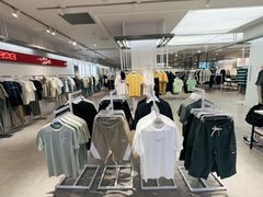 -美特斯邦威(新天地购物中心店)