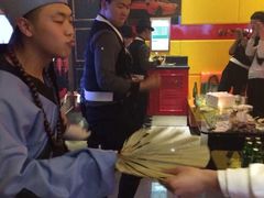 iphone_upload_pic-V-SHOW主题KTV(新城店)