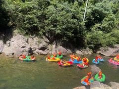 -安吉龙王山峡谷漂流