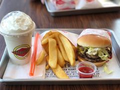 二重奏汉堡-FATBURGER 特富客汉堡(外交公寓店)