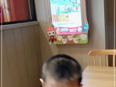 用餐区-肯德基(高州店)