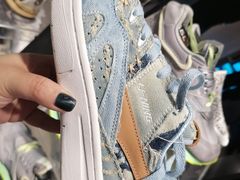 -李宁(大宁国际旗舰店)