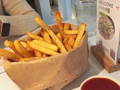 -春树下·树屋花房西餐厅(罍街AS1980店)