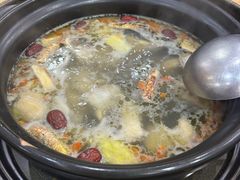 -濠轩阁特色生蚝火锅(水湾路店)