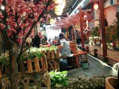 -三道苗苗鱼·美蛙黄辣丁(八里店)