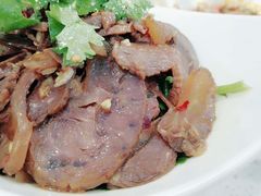 -张大师鸭爪爪特色干锅(南湖店)
