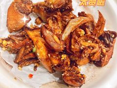 盐焗乳鸽-郑猛记石岐鸽主题餐厅(长江店)