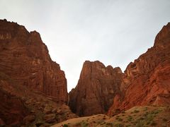 -天山神秘大峡谷