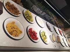 -豪享来中西餐厅(延安东路店)