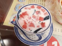 -广信牛奶甜品世家(台东店)