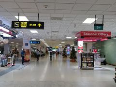 -班达拉奈克国际机场