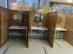 -海尔巴格新疆餐厅(东来兴店)