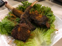 -牛魔王时尚回转餐厅