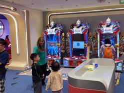 -奈尔宝家庭中心·亲子早教·派对餐厅(北京东坝万达店)