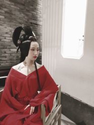 -盘子女人坊古装写真摄影(厦门总店)