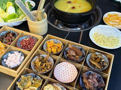 -野菌皇海景野生菌火锅(滨海大道店)