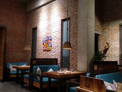 卡座-苹果树下艺术餐厅(宋庄店)