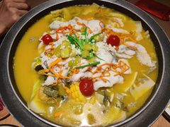 -山城外·非遗酸菜鱼(蜀都万达店)