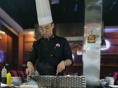 -利昂法式铁板主题餐厅(新奥购物中心店)