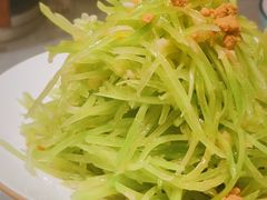 -巷子里小酒馆(繁荣路店)