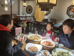 -老外婆渔村·传统宁波菜(骆驼爱琴海店)