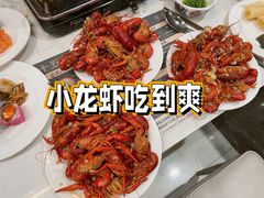 -金马门国际美食百汇(珞喻路店)