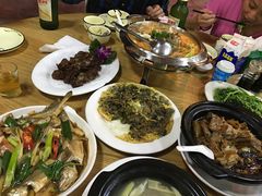 -鑫悦楼煎蟹·16年海鲜大排档