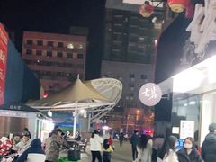 -市府路小吃城(民俗文化广场锦苑店)