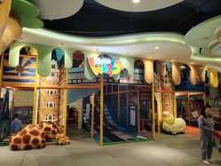 -MELAND CLUB亲子乐园•派对(虹桥万象城店)