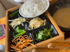 -勺子米线·云南传统小吃市集(四方街店)