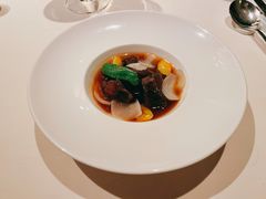 百合莲子炒澳洲特级和牛柳-龙景轩(香港四季酒店)