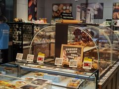 面包甜点陈列柜-盒马鲜生(双清路店)