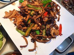 茶树菇炒八爪鱼-桂满陇-十里风荷(合生汇店)