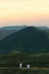 -至臻微拉婚纱摄影